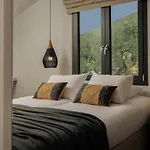 - Heated Pool With Stunning Views, By Zantewize *