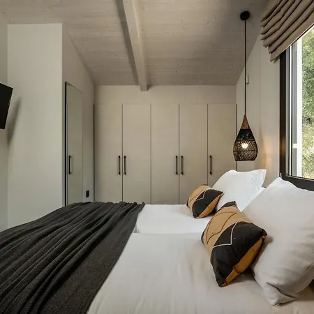 빌라 - Heated Pool With Stunning Views, By Zantewize