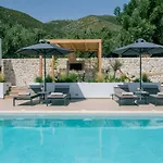 - Heated Pool With Stunning Views, By Zantewize Kallithea (Zakynthos)