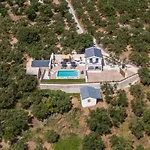 - Heated Pool With Stunning Views, By Zantewize Willa *
