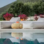- Heated Pool With Stunning Views, By Zantewize