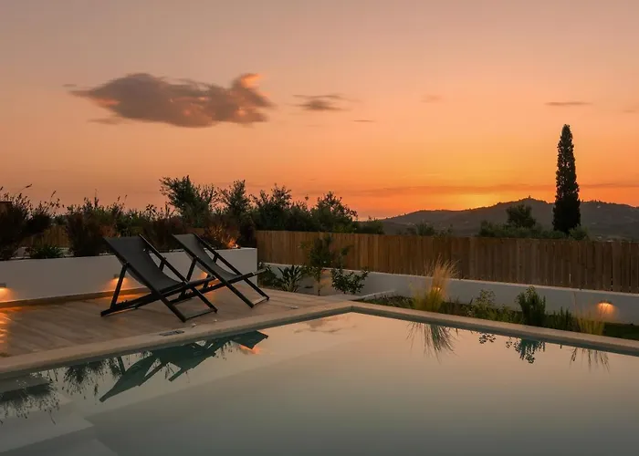 Villa - Heated Pool With Stunning Views, By Zantewize *