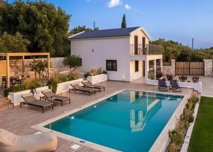 Villa - Heated Pool With Stunning Views, By Zantewize