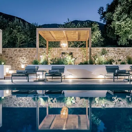 - Heated Pool With Stunning Views, By Zantewize Villa *