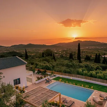 - Heated Pool With Stunning Views, By Zantewize Kallithea (Zakynthos)